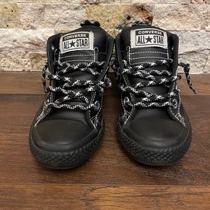 Little Boys’ Converse Chuck Taylor Street Mid Leather Sneakers Size 12